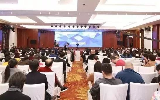第二屆中國(guó)拍賣行業(yè)企業(yè)年會(huì)在邕召開